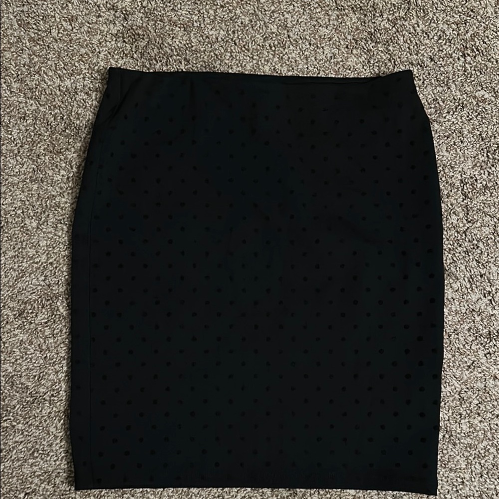 Old Navy Black Pencil Skirt